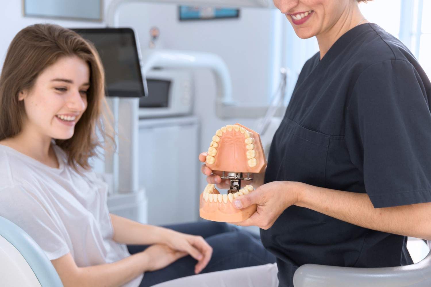 Prótesis dentales e implantes en Tetuán